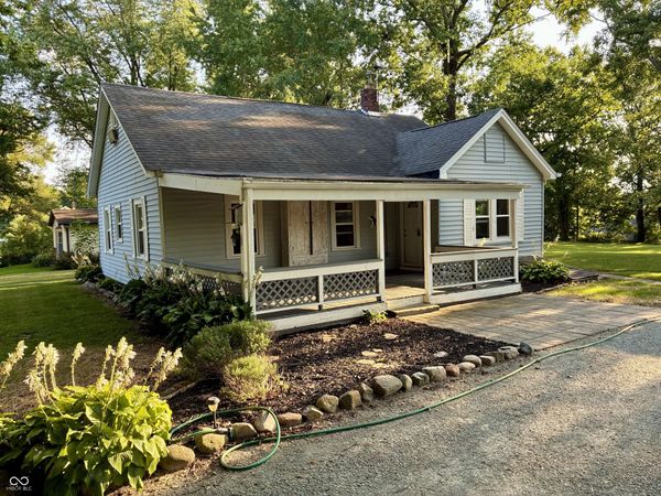 9153 S Meridian Street, Knightstown, IN 46148