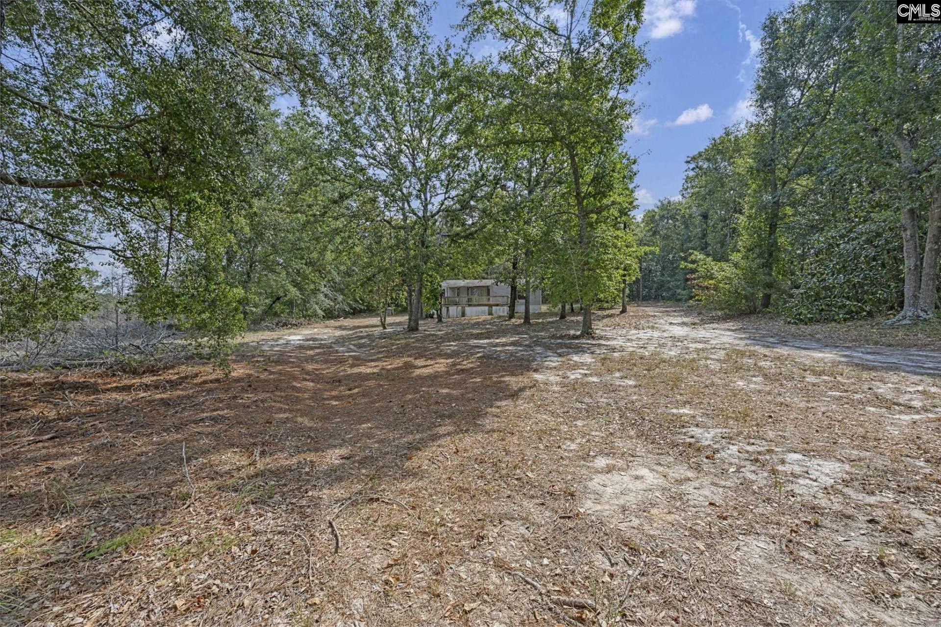 5814 Fairview Road  Photo 15