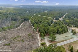 5814 Fairview Road  photo 4
