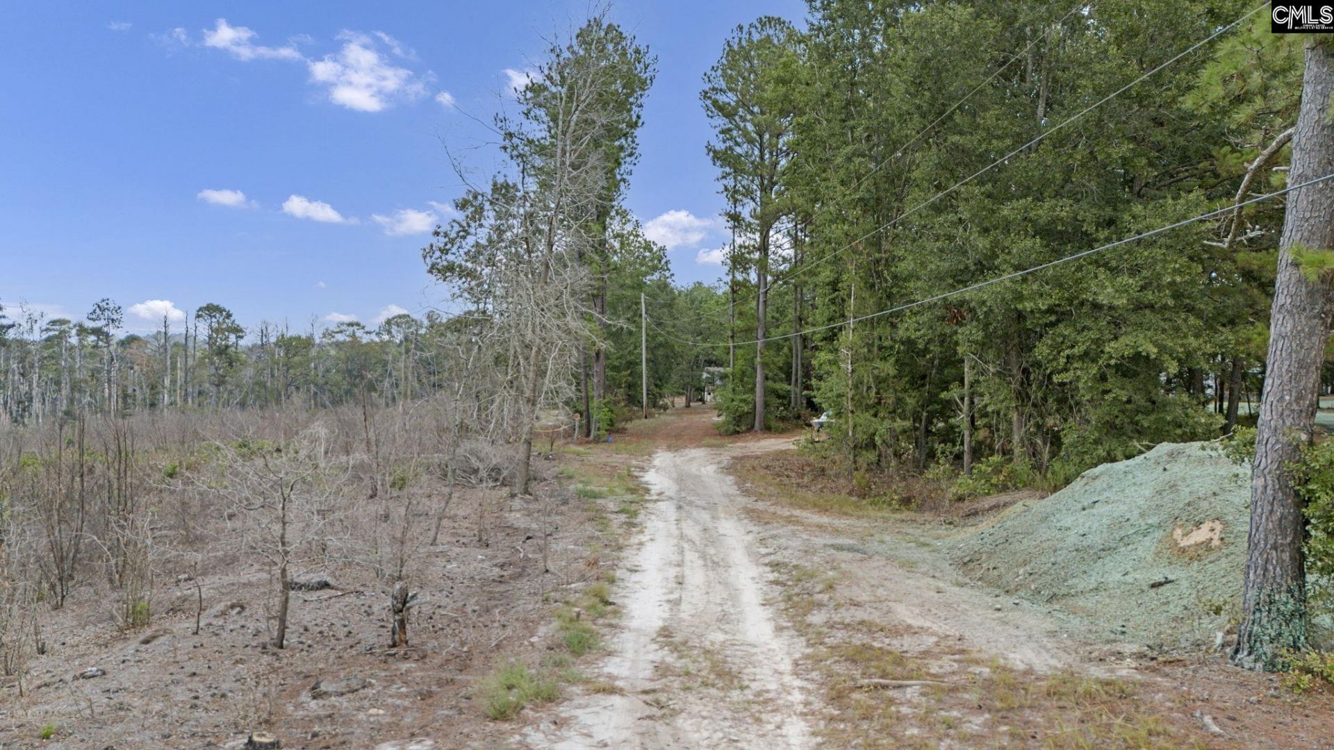 5814 Fairview Road  Photo 6