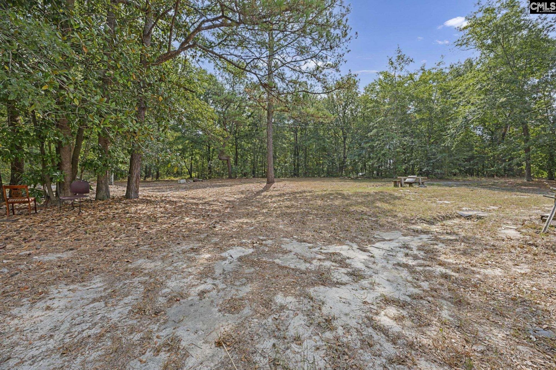 5814 Fairview Road  Photo 9