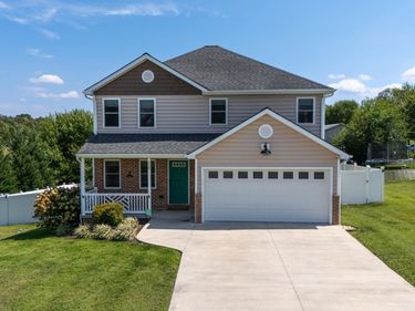 315 RUSTIC AVE, BROADWAY, VA 22815