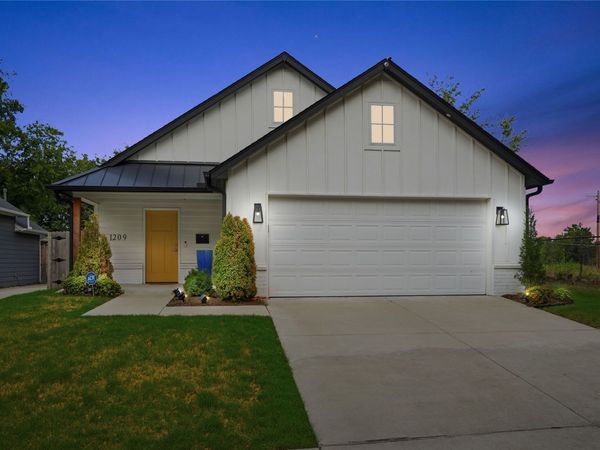 1209 N Boston Avenue , Tulsa, OK 74106