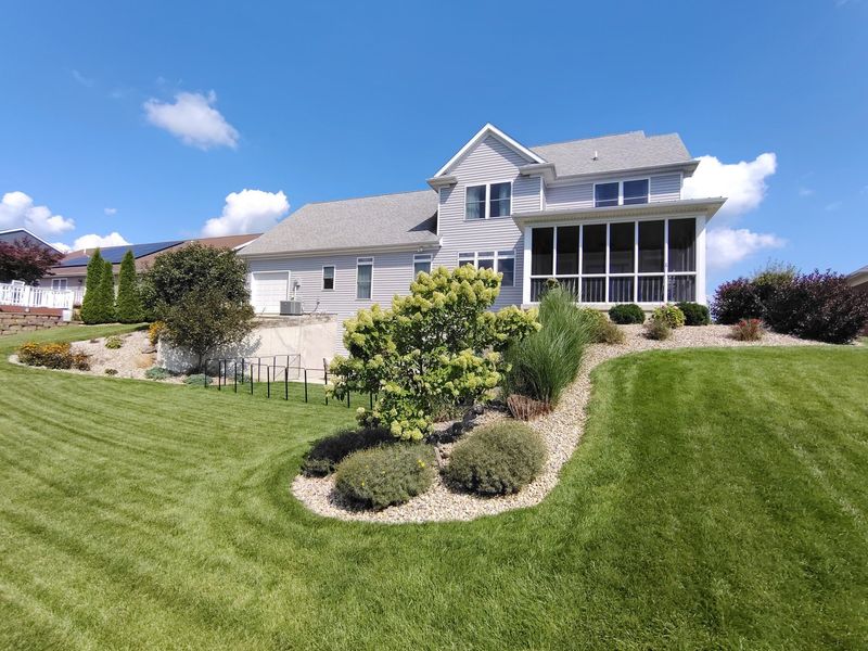 354 Miami Erie Circle , Saint Marys, OH 45885 Photo 2