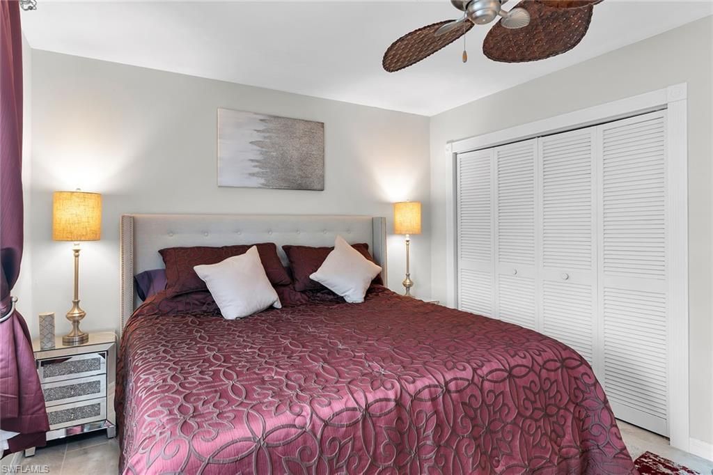 235 Seaview Ct, Unit B2, Marco Island, FL 34145 Photo