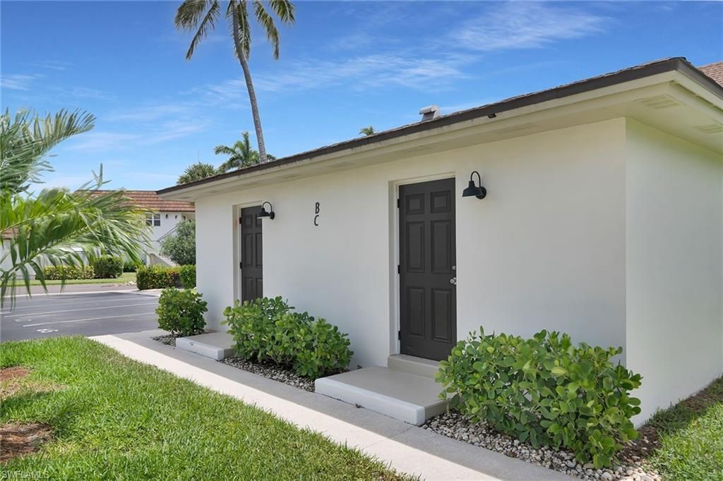 235 Seaview Ct, Unit B2, Marco Island, FL 34145 Photo