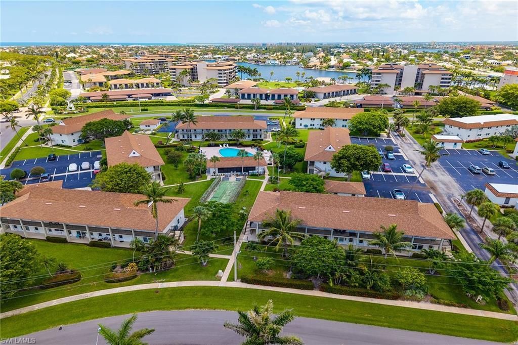 235 Seaview Ct, Unit B2, Marco Island, FL 34145 Photo