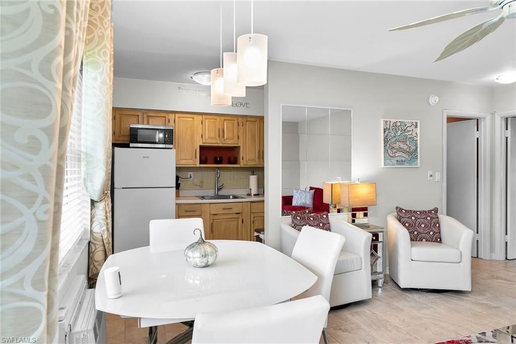 235 Seaview Ct, Unit B2, Marco Island, FL 34145 Photo