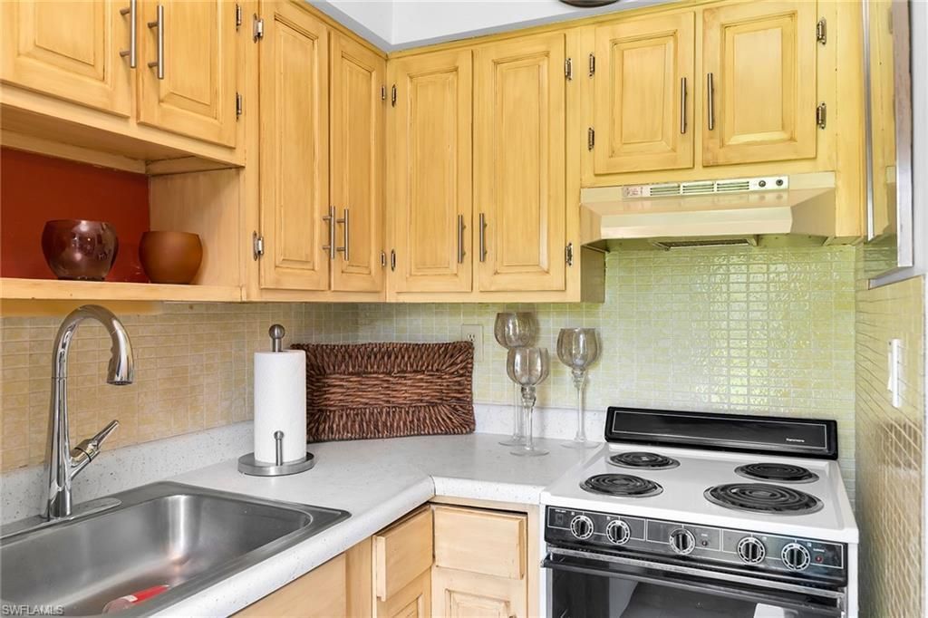 235 Seaview Ct, Unit B2, Marco Island, FL 34145 Photo