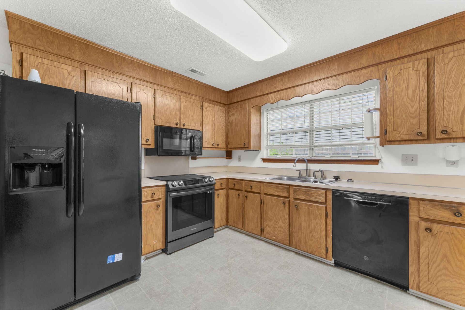 7700 Buck Pond Road Photo 10