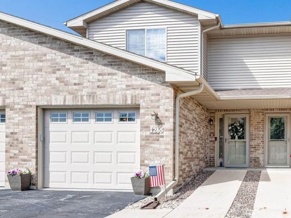 1265 POND VIEW CIRCLE, De Pere, WI 54115