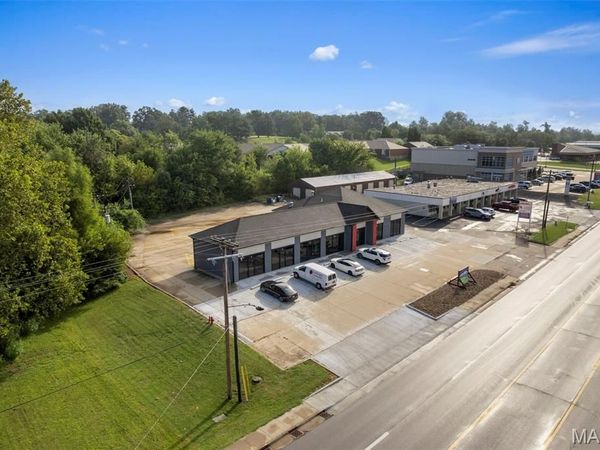 2030 E Jackson Boulevard , Jackson, MO 63755