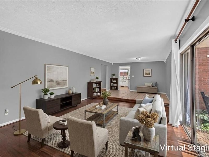 2317 E Rahn Road, Dayton, OH 45440 Photo 2