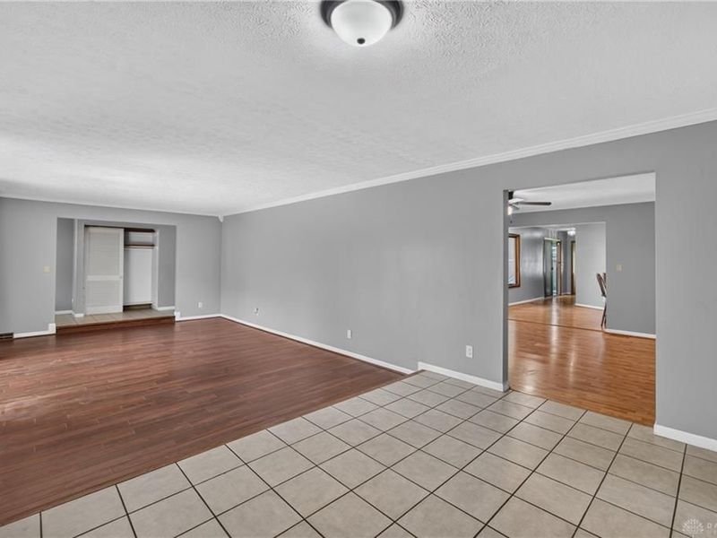 2317 E Rahn Road, Dayton, OH 45440 Photo 6