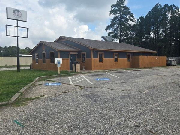 3500 Murchison Road, Fayetteville, NC 28311