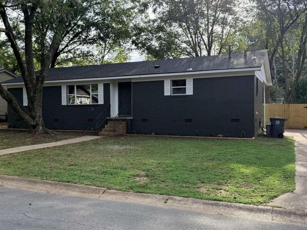 709 N Spruce Street , Searcy, AR 72143