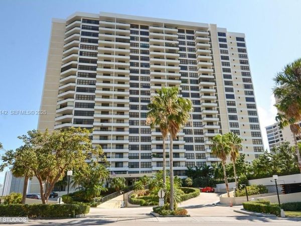 2500 Parkview Dr , Unit 1004, Hallandale Beach, FL 33009