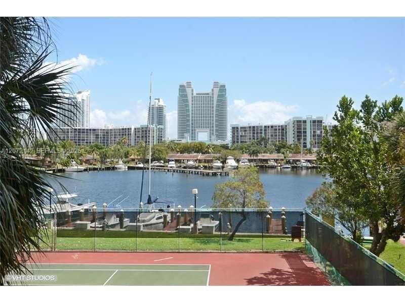 2500 Parkview Dr, Unit 1004, Hallandale Beach, FL 33009 Photo