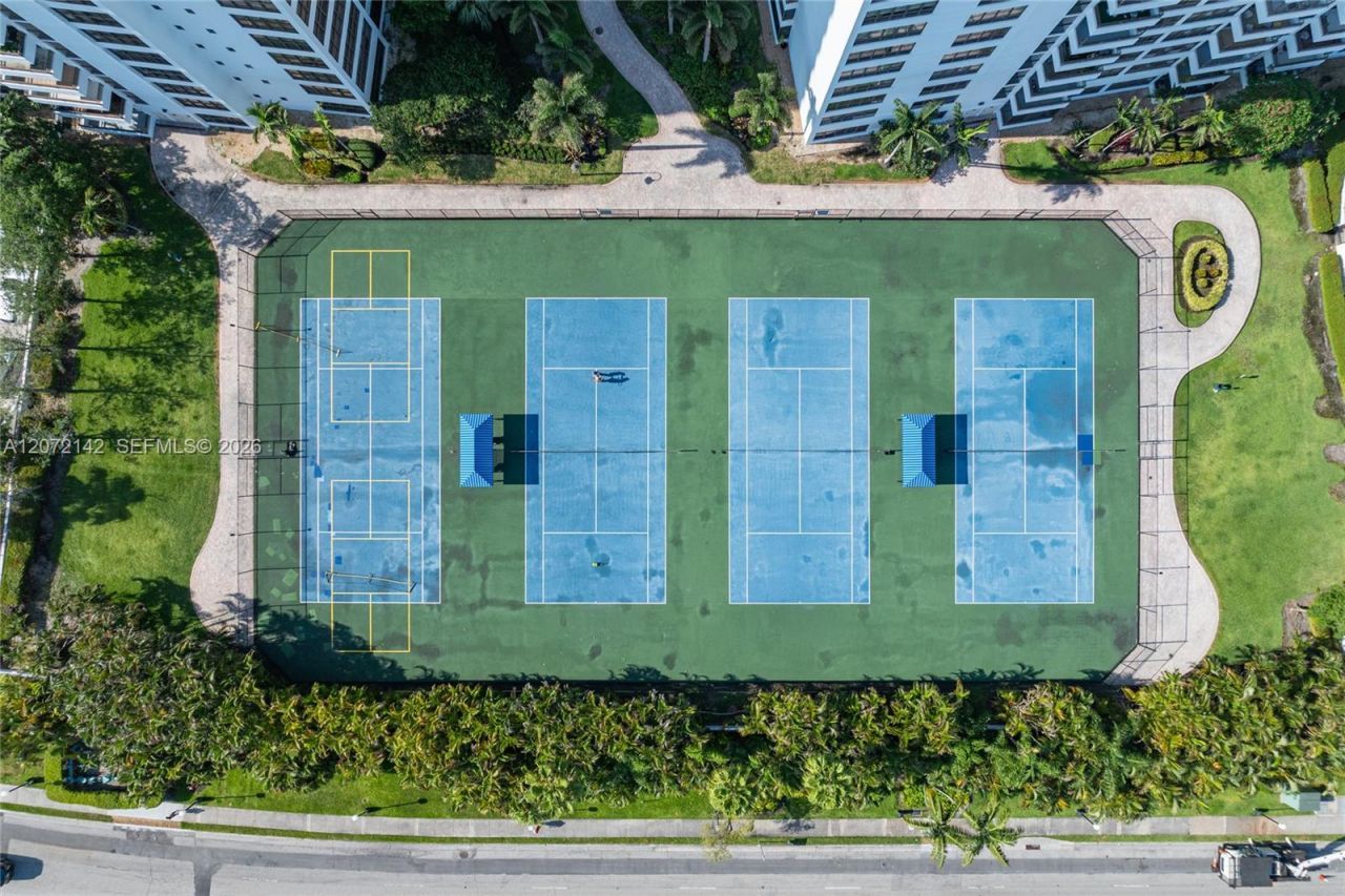 2500 Parkview Dr, Unit 1004, Hallandale Beach, FL 33009 Photo