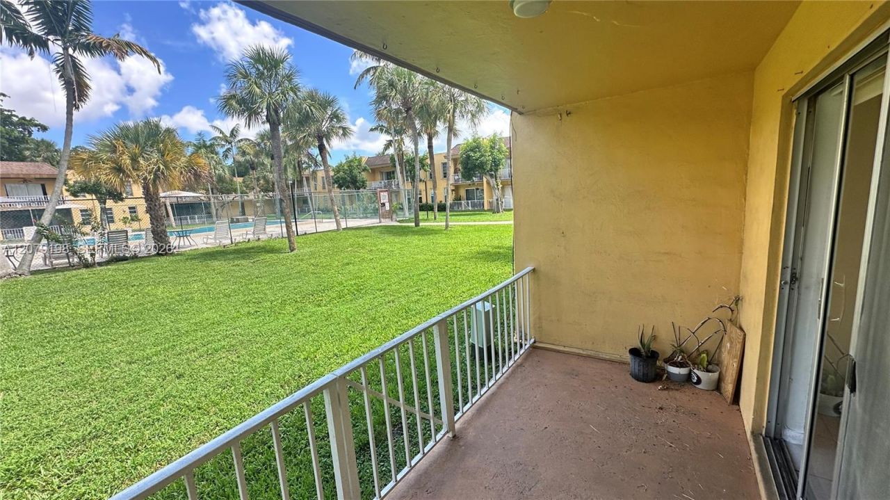 13700 SW 62nd St , Unit 138, Miami, FL 33183 Photo