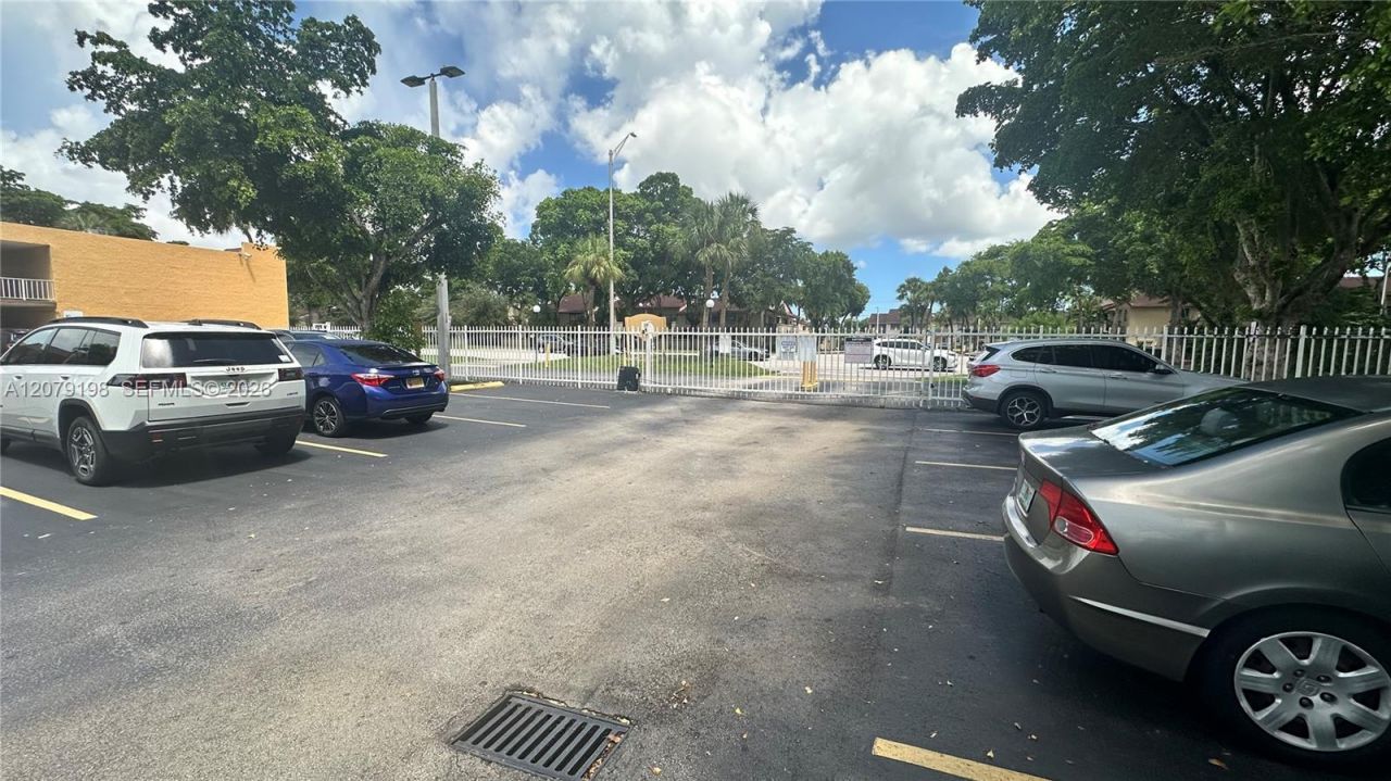 13700 SW 62nd St , Unit 138, Miami, FL 33183 Photo