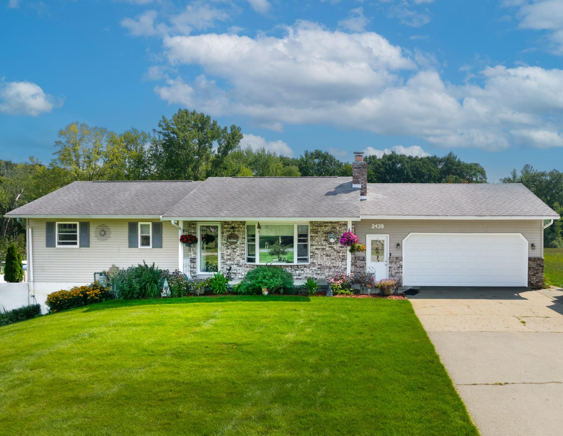 2439 W Lakewood Road, Whitehall, MI 49461 Main Photo