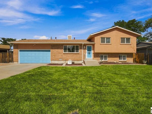 540 Starlite Dr, Pueblo, CO 81005