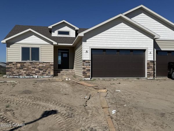 6438 YUKON Lane , Grand Forks, ND 58201