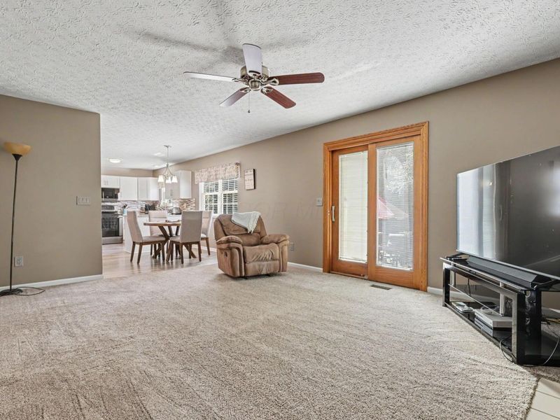389 Rambling Brook Drive, Pickerington, OH 43147 Photo 16