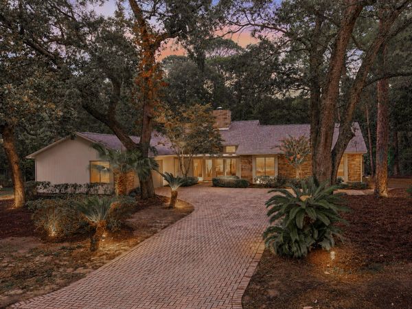 1307 Windward Circle, Niceville, FL 32578