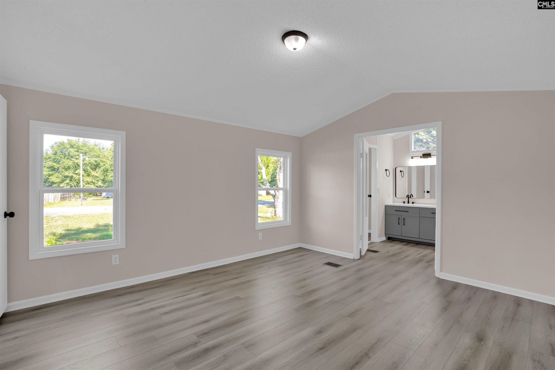 329 Kyzer Road  Photo 18
