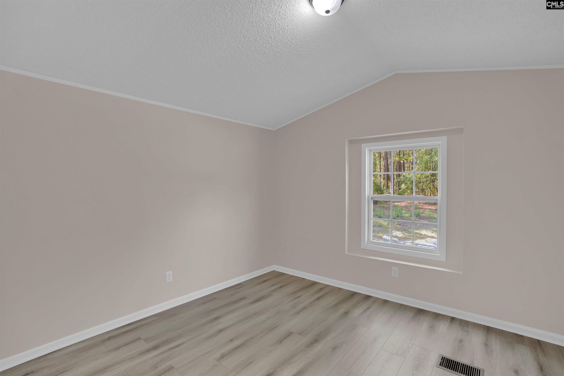 329 Kyzer Road  Photo 22