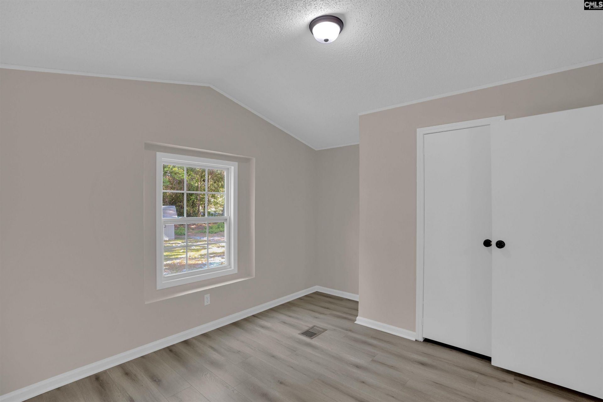 329 Kyzer Road  Photo 23