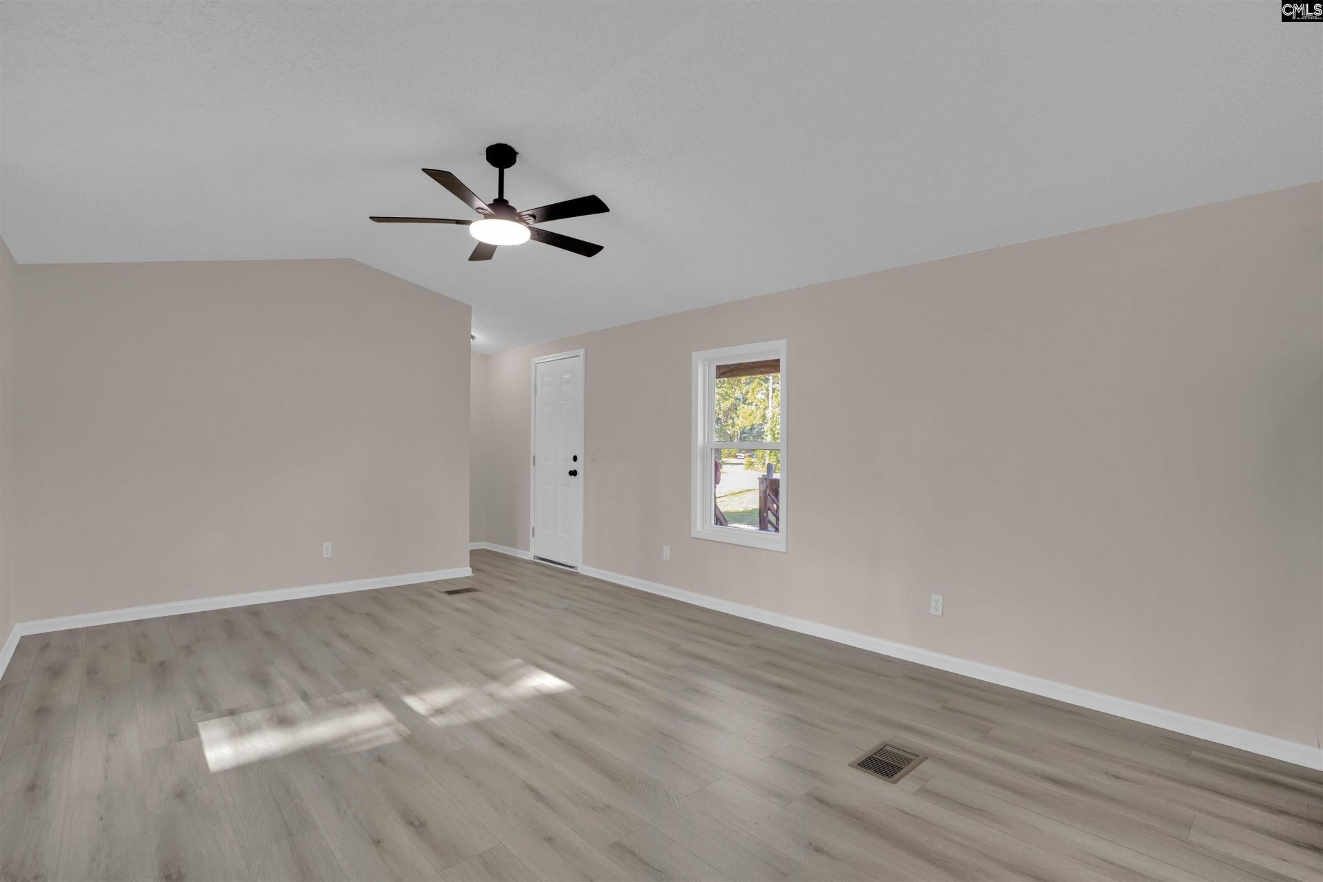 329 Kyzer Road  Photo 7