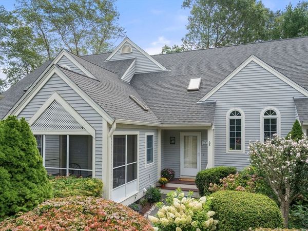 65 Blue Spruce Way, Unit 65, Mashpee, MA 02649