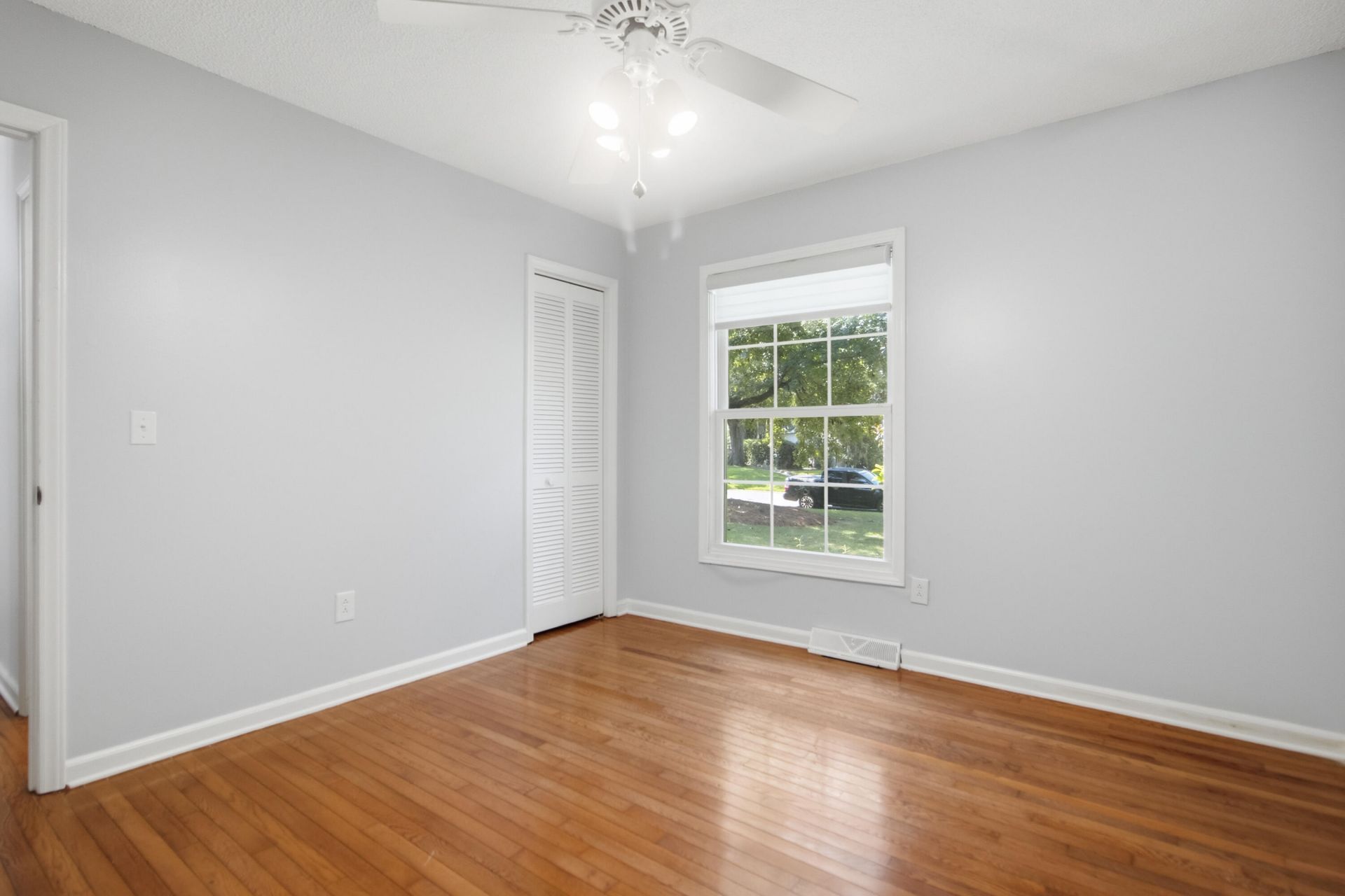 1042 Planters Curve Photo 27