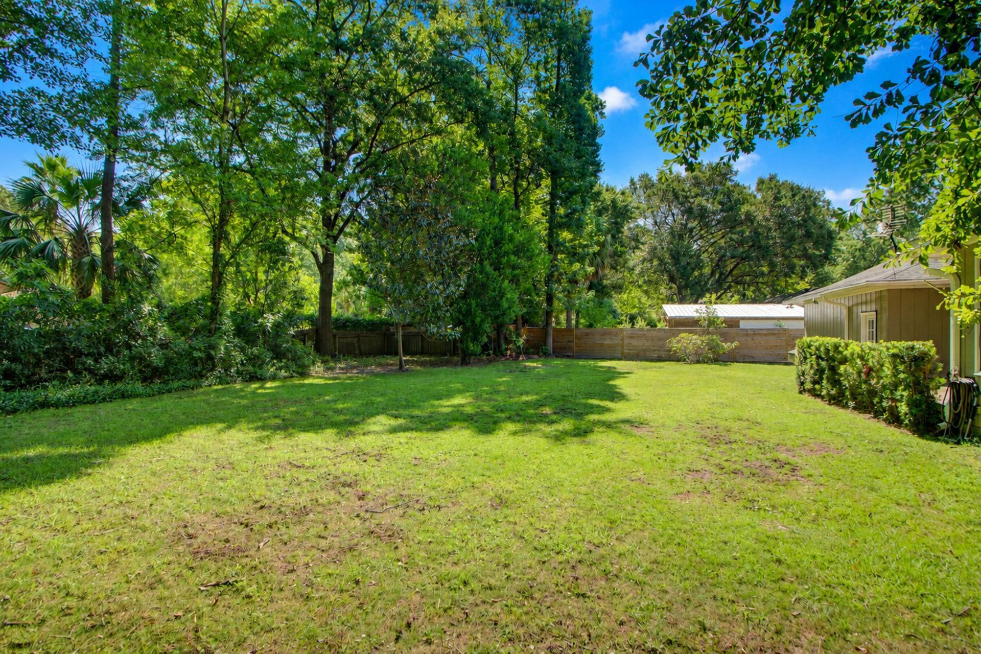 1042 Planters Curve Photo 7