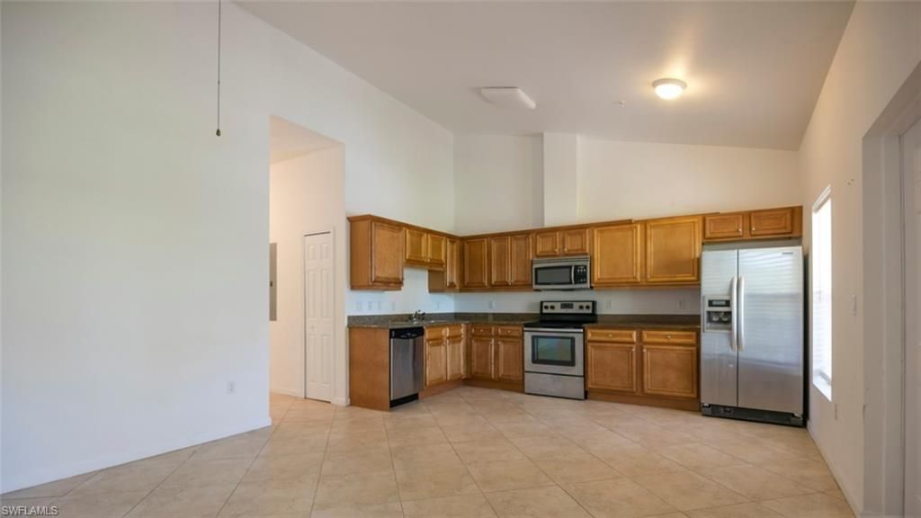 1555 Blue Point Ave, Unit 6, Naples, FL 34102 Photo