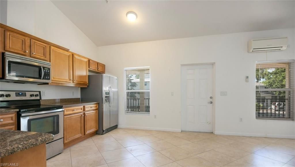 1555 Blue Point Ave, Unit 6, Naples, FL 34102 Photo
