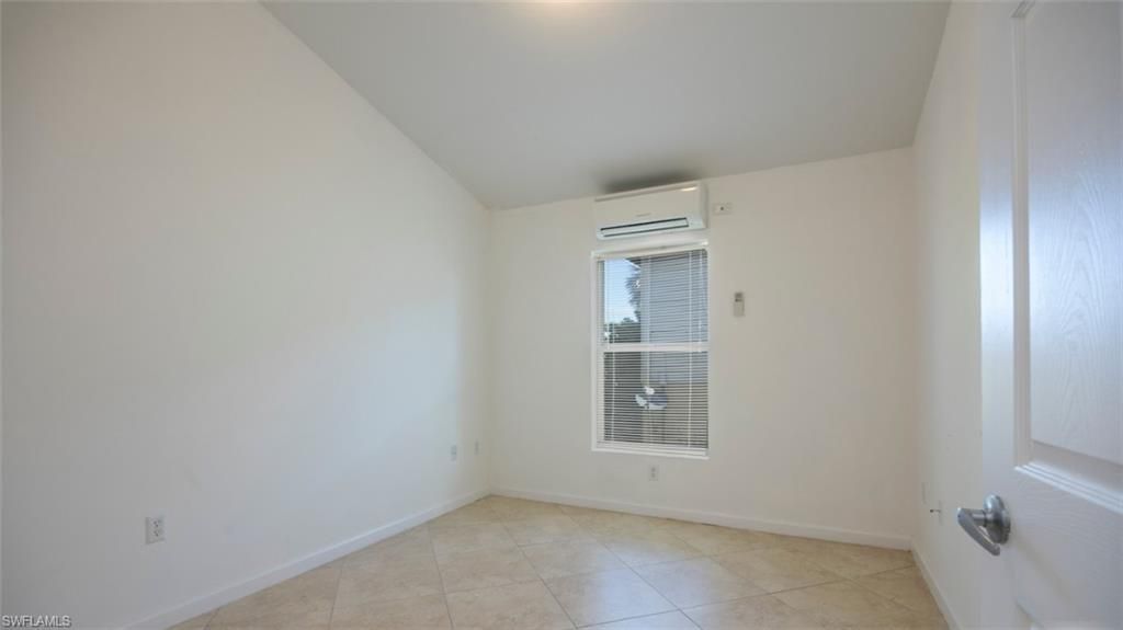 1555 Blue Point Ave, Unit 6, Naples, FL 34102 Photo