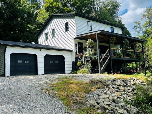 4300 Falls Road SW, Sherrodsville, OH 44675