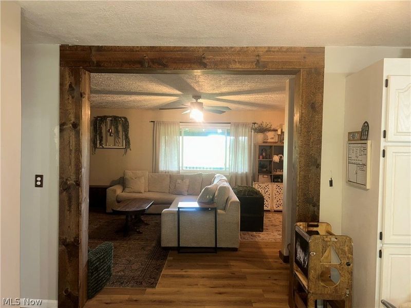 4300 Falls Road SW, Sherrodsville, OH 44675 Photo 5