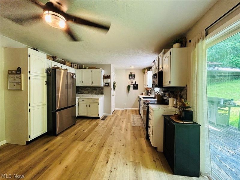4300 Falls Road SW, Sherrodsville, OH 44675 Photo 8