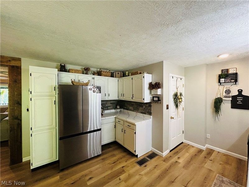 4300 Falls Road SW, Sherrodsville, OH 44675 Photo 9