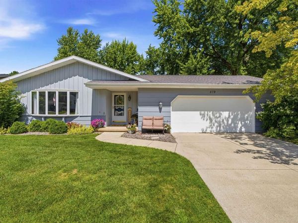 579 W DIVISION STREET, Fond Du Lac, WI 54935
