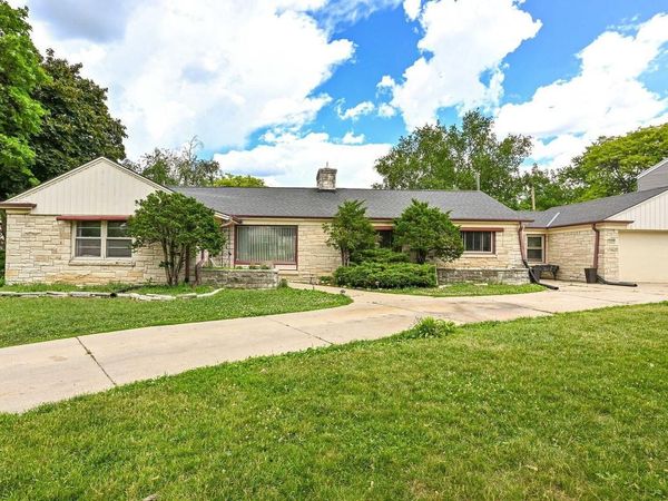 5340 W Melvina STREET, Milwaukee, WI 53216