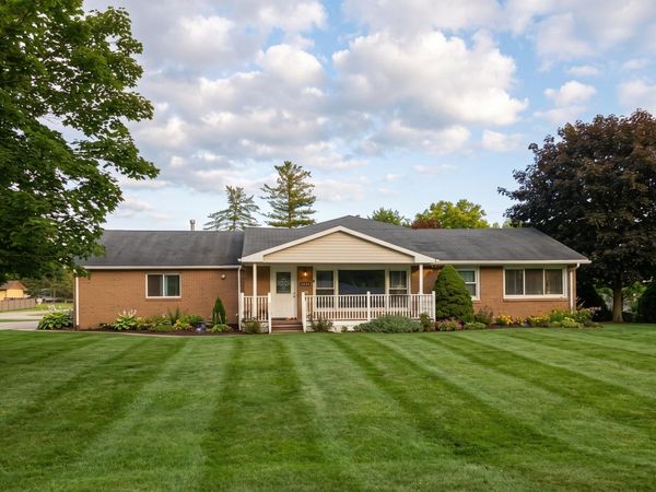 50290 Mile End Drive, Shelby Twp, MI 48317