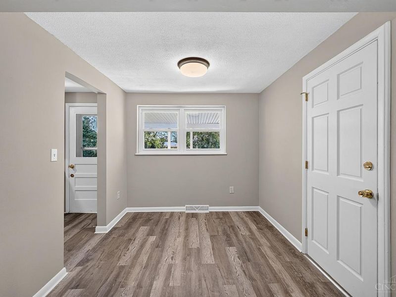 5564 Garrett Drive, Miami Township, OH 45150 Photo 14