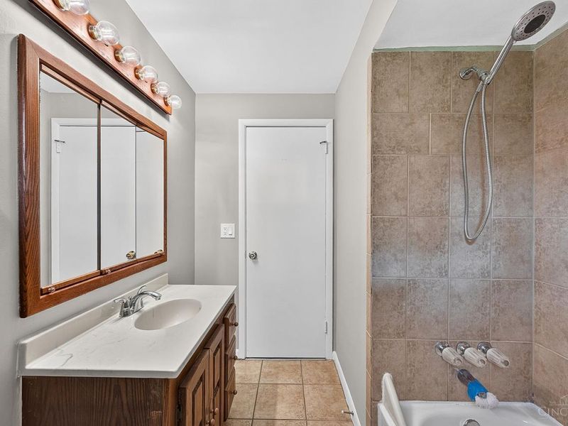 5564 Garrett Drive, Miami Township, OH 45150 Photo 22