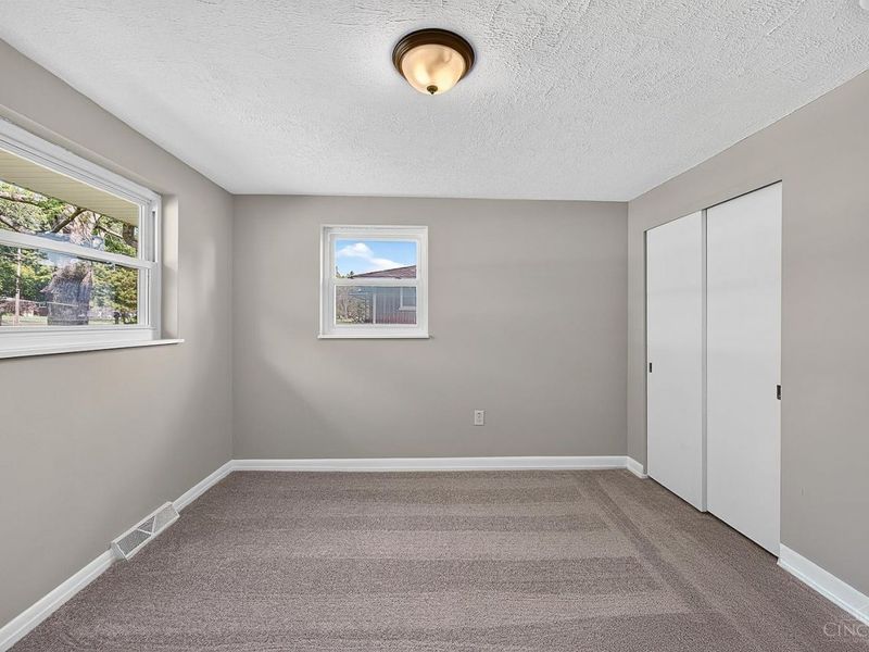 5564 Garrett Drive, Miami Township, OH 45150 Photo 8